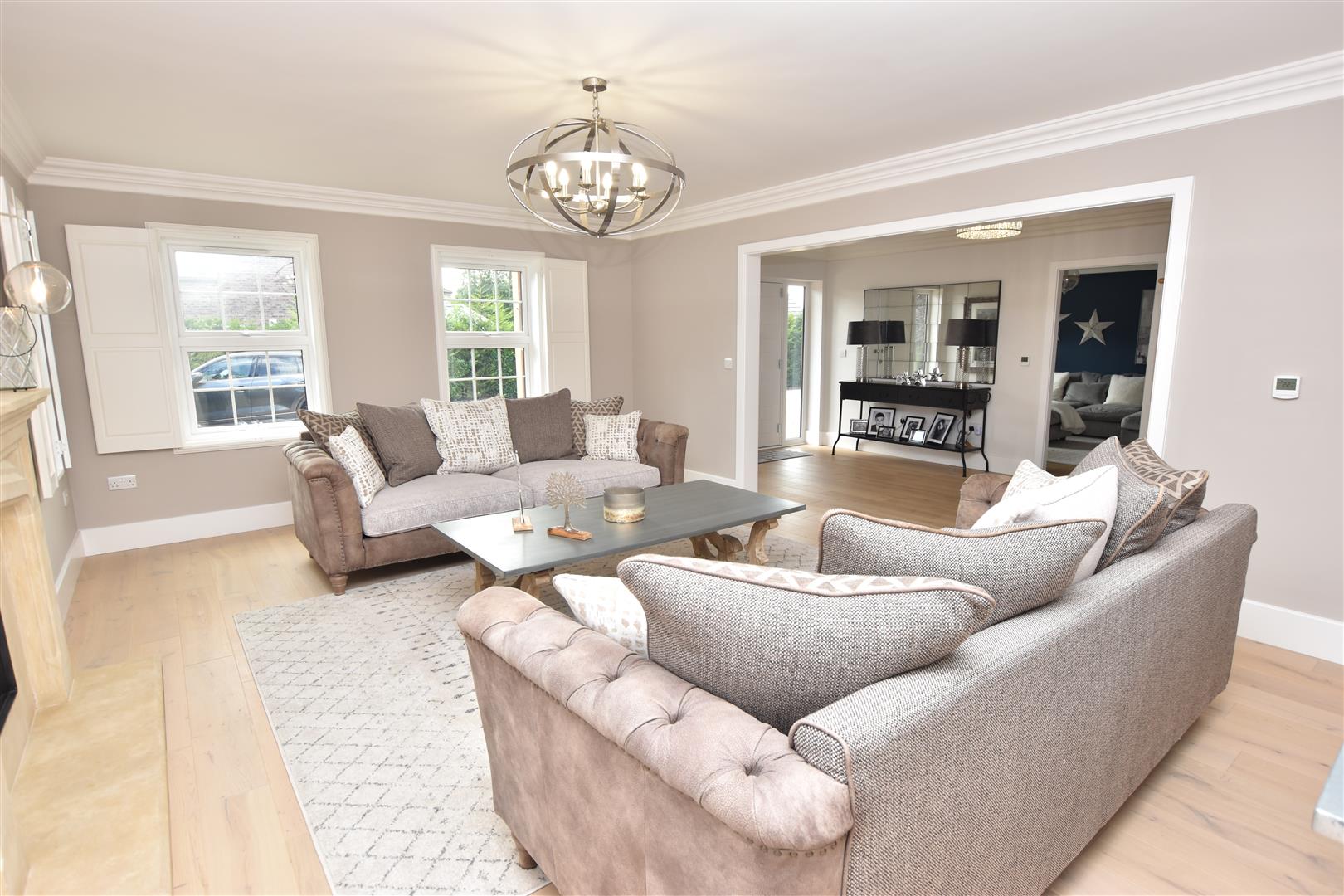 SITTING ROOM